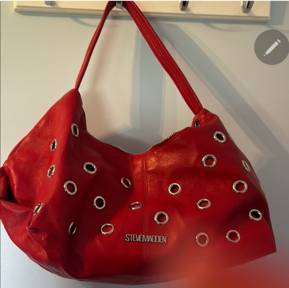Steve Madden Xl Grommet Hobo Bag - Picture 1 of 1